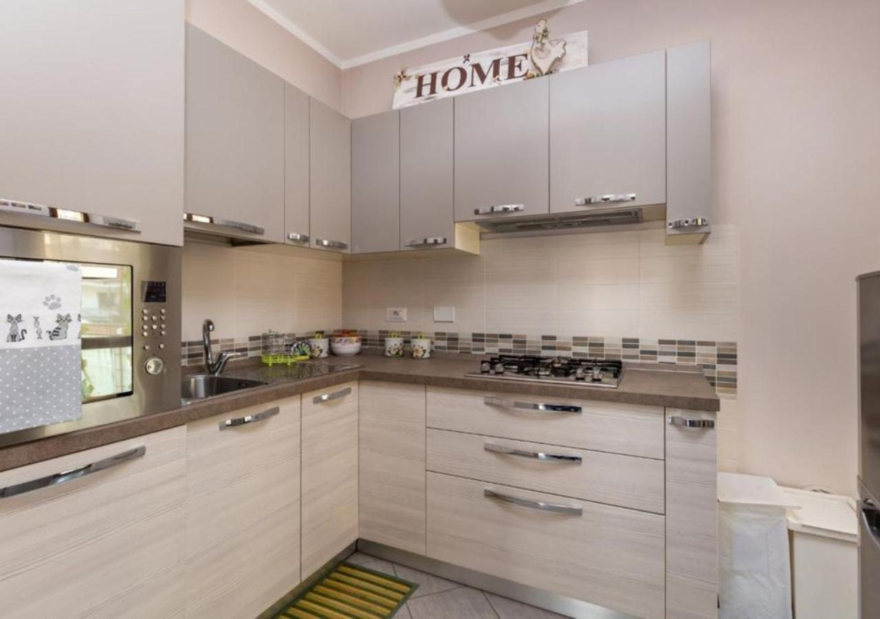 Comfy Cozy Apartment Close To Metro トリノ エクステリア 写真