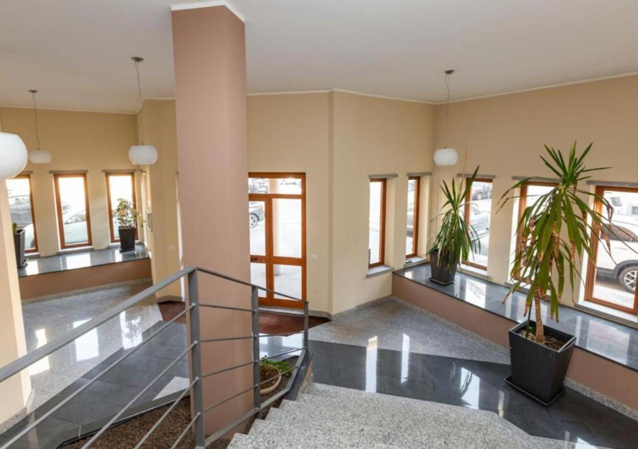 Comfy Cozy Apartment Close To Metro トリノ エクステリア 写真